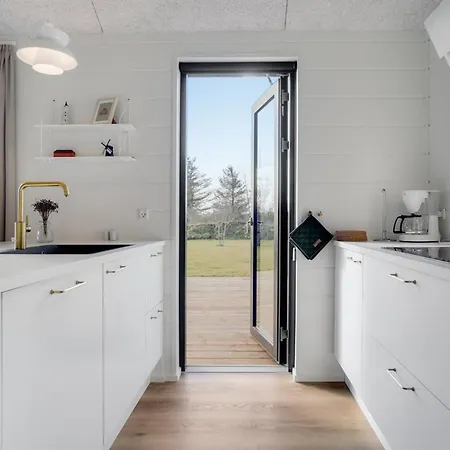 Odinkar - 1km From The Sea By Interhome